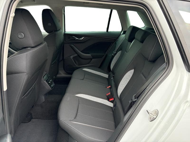 Skoda Kamiq Family 1.0 TSI 116cv 6 vitesses - 13