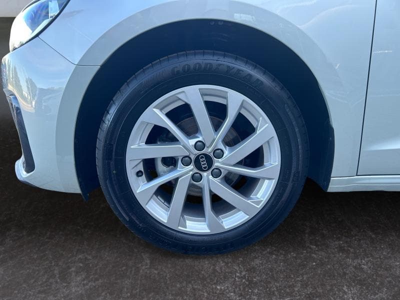 Audi A1 Advanced | 1.0 TFSI 95 CV | Capteurs av et arr | GPS | Carplay | Cruise control | kms evolutifs - 12