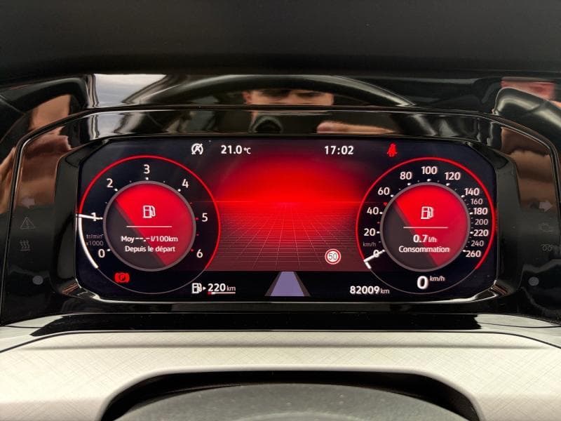 Volkswagen Golf Life | 2.0 TDi 116 CV | toit Pano | Jantes 17  | Caméra - 17