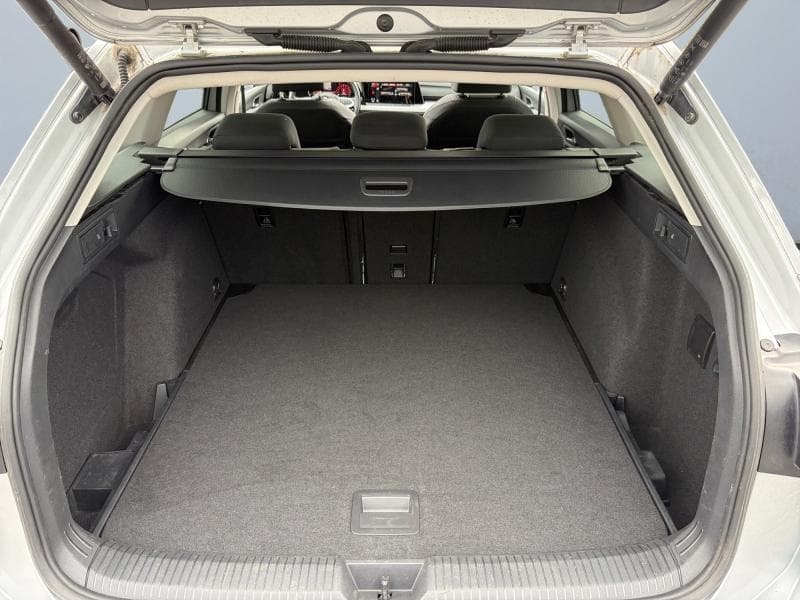 Volkswagen Golf Life | 2.0 TDi 116 CV | toit Pano | Jantes 17  | Caméra - 28
