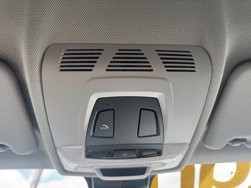 BMW Serie X X1 1.5 D 116cv | GPS | Capteurs Av+Ar | Hayon électrique | Clim auto - 25