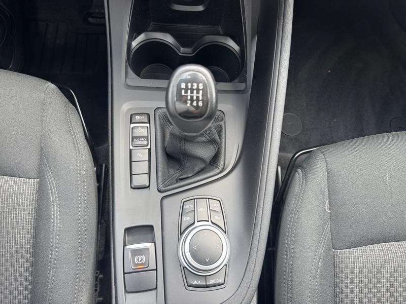 BMW Serie X X1 1.5 D 116cv | GPS | Capteurs Av+Ar | Hayon électrique | Clim auto - 24