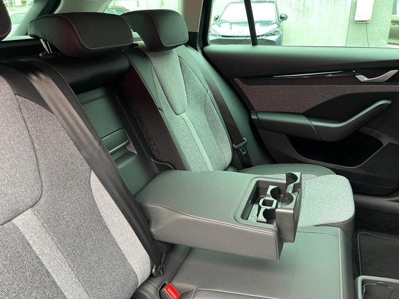 Skoda Octavia corporate | 1.5 tsi 116cv | Camera | Carplay |  Led | Coffre Electrique - 12