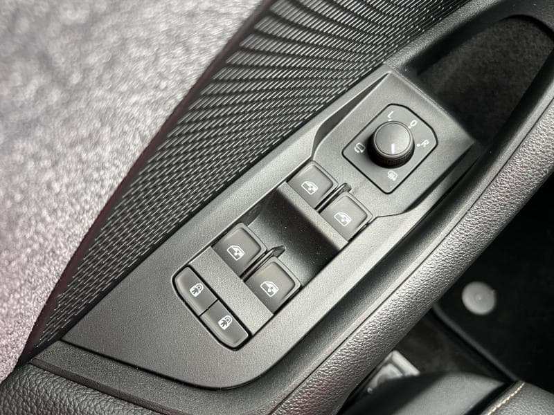 Skoda Octavia corporate | 1.5 tsi 116cv | Camera | Carplay |  Led | Coffre Electrique - 13