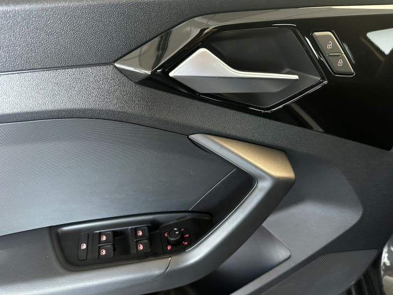 Audi A1 Advanced | 1.0 TFSI 95 CV |  Capteurs av et arr | Cruise control | GPS | JA 16 pouces | kms evolutifs - 23