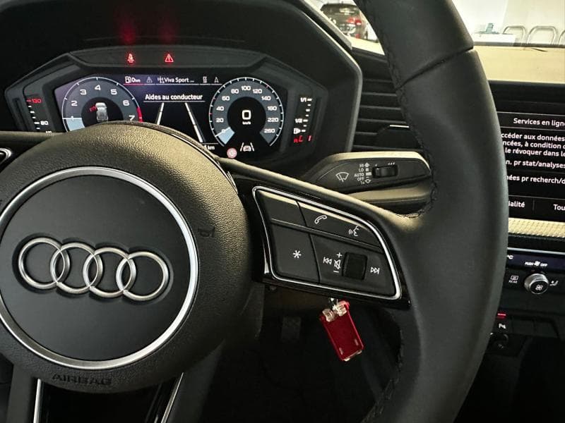 Audi A1 Advanced | 1.0 TFSI 95 CV |  Capteurs av et arr | Cruise control | GPS | JA 16 pouces | kms evolutifs - 26