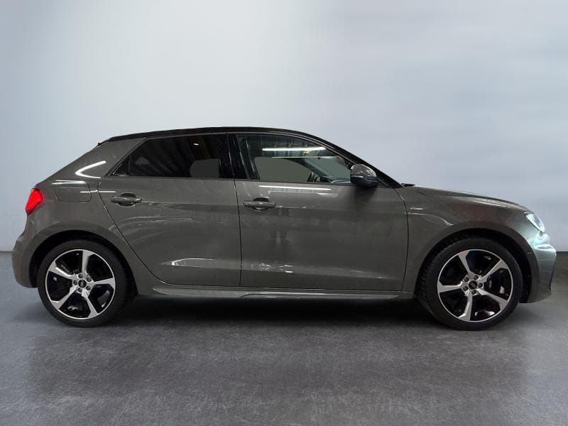 Audi A1 S Line *Bte Auto, Carplay, Capteurs AV ARR, LED, JA17 p - 4