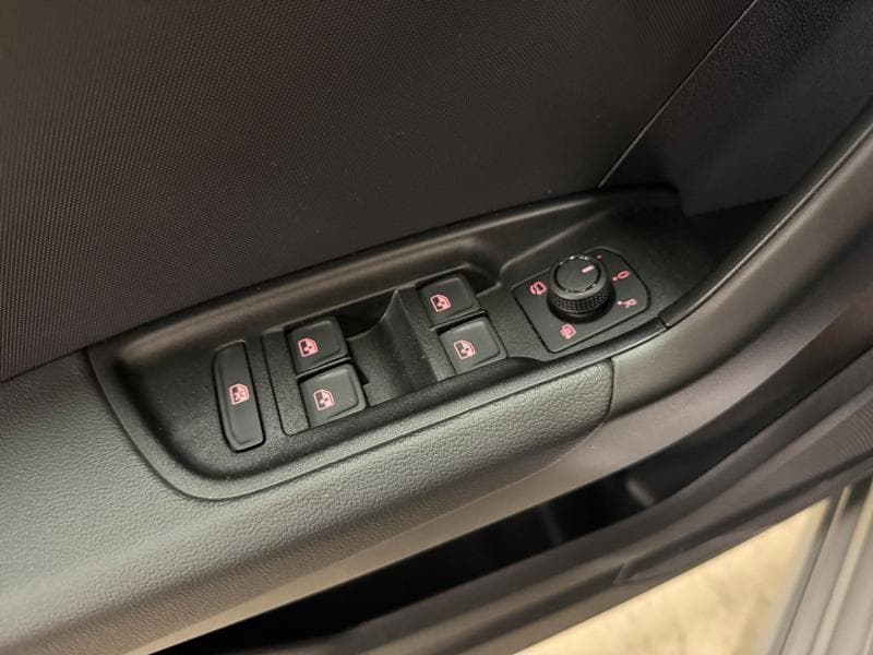 Audi A1 S Line *Bte Auto, Carplay, Capteurs AV ARR, LED, JA17 p - 26