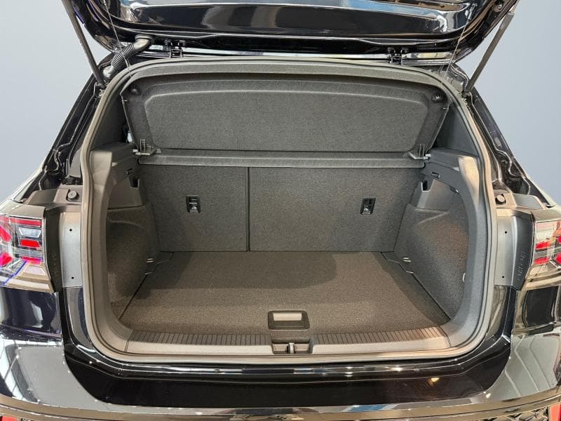 Volkswagen T-Cross R-Line Business Premium - 15