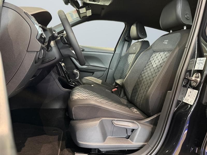 Volkswagen T-Cross R-Line Business Premium - 12