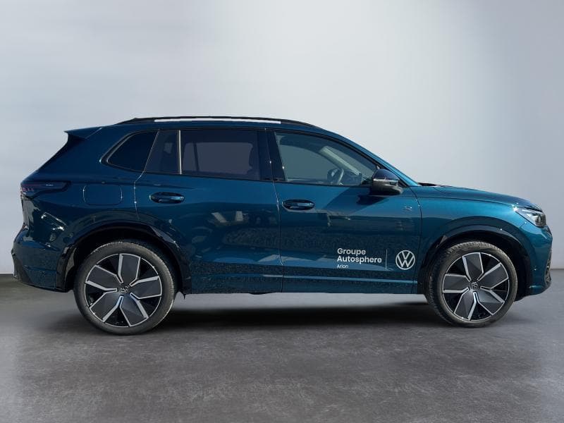 Volkswagen Tiguan R-Line Business Premium - 9