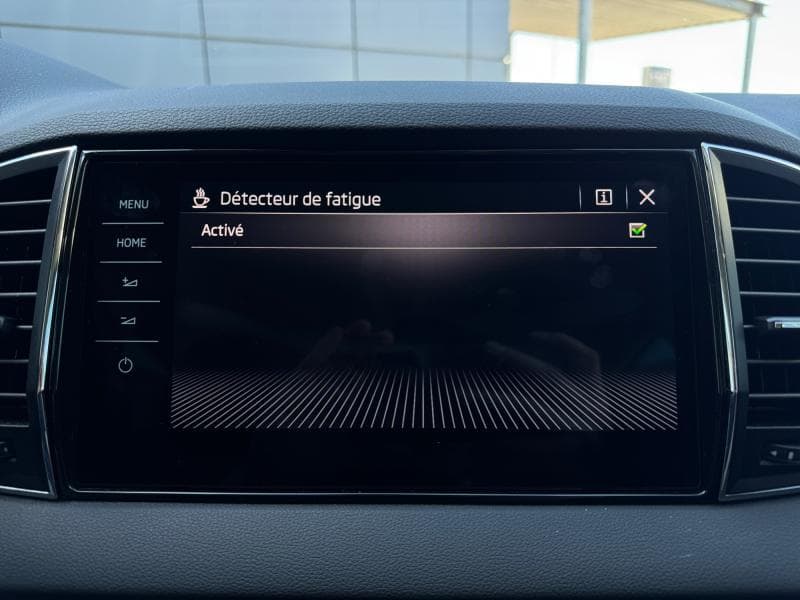 Skoda Karoq Style | 2.0 TDI 115cv | Caméra360 | Carplay | GPS | Attelage - 26