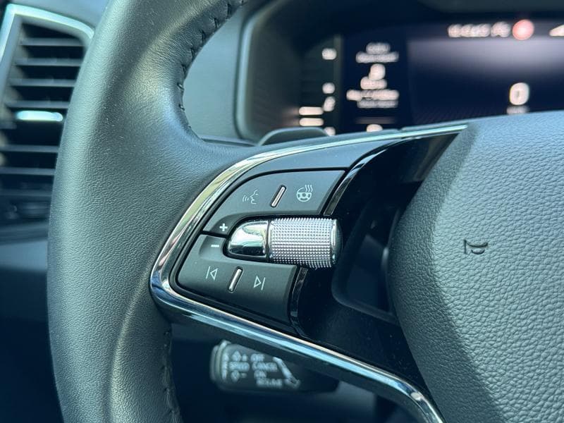 Skoda Karoq Style | 2.0 TDI 115cv | Caméra360 | Carplay | GPS | Attelage - 15