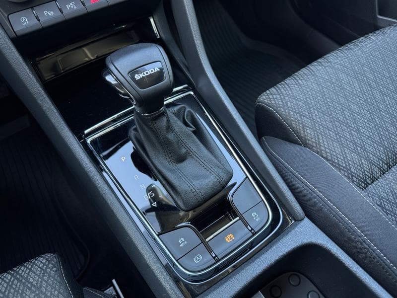 Skoda Karoq Style | 2.0 TDI 115cv | Caméra360 | Carplay | GPS | Attelage - 29
