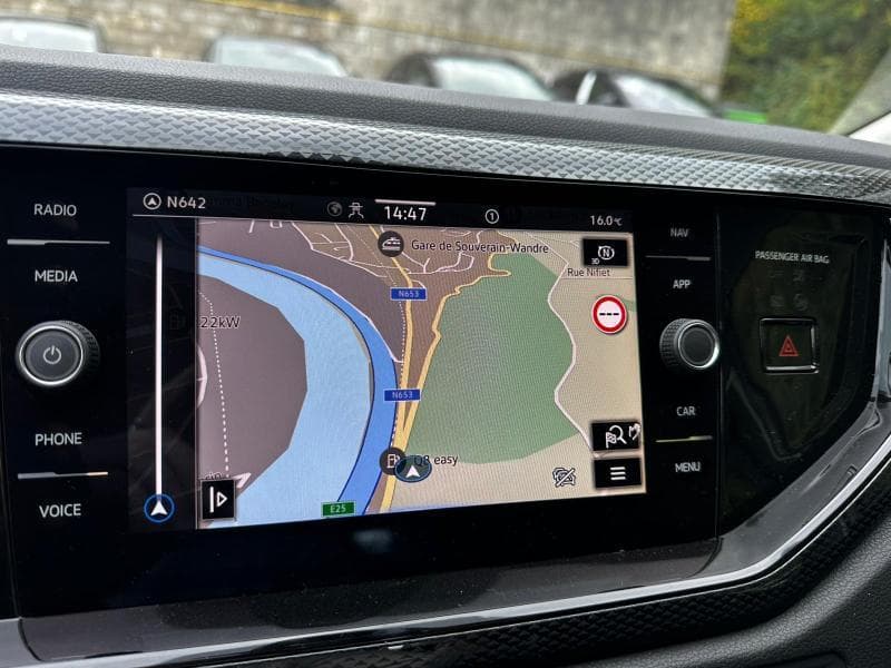 Volkswagen Polo VI Life Business | 1.0 TSI 95 CV | GPS | Carplay | Clim auto | JA 15 pouces | kms evolutifs - 22