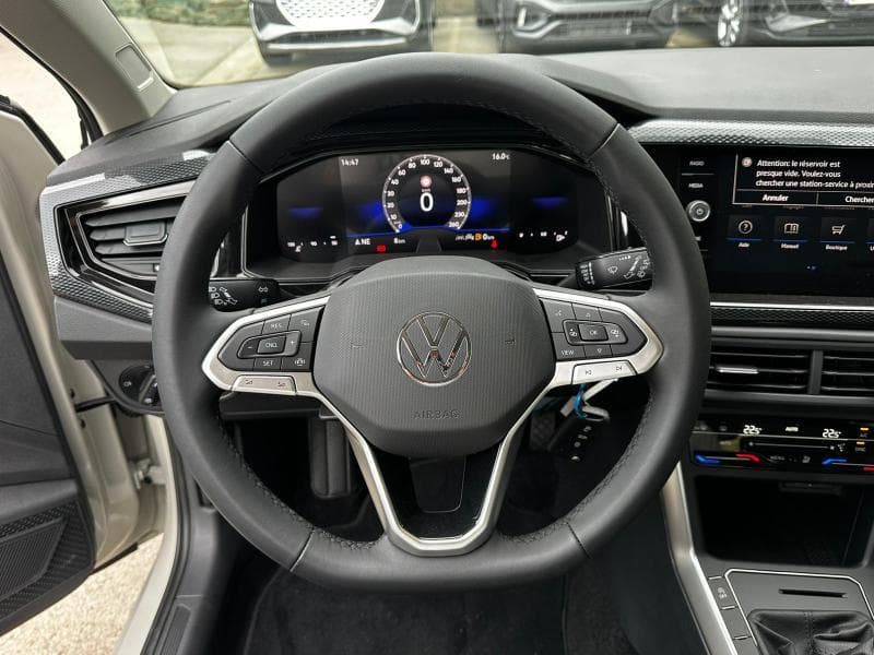 Volkswagen Polo VI Life Business | 1.0 TSI 95 CV | GPS | Carplay | Clim auto | JA 15 pouces | kms evolutifs - 17