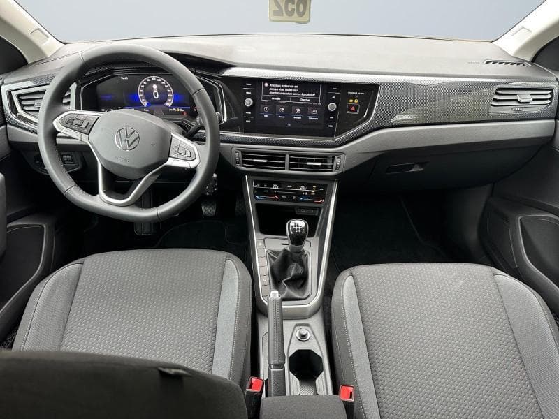 Volkswagen Polo VI Life Business | 1.0 TSI 95 CV | GPS | Carplay | Clim auto | JA 15 pouces | kms evolutifs - 9