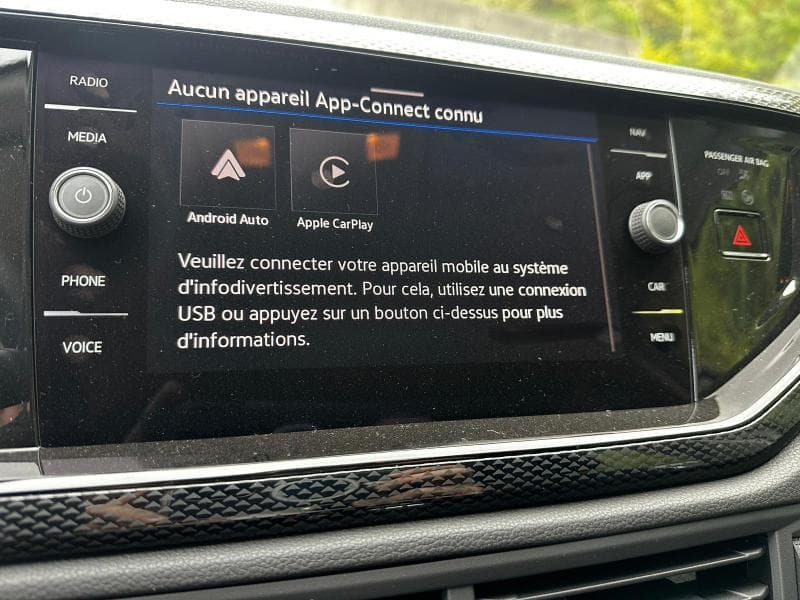 Volkswagen Polo VI Life Business | 1.0 TSI 95 CV | GPS | Carplay | Clim auto | JA 15 pouces | kms evolutifs - 23