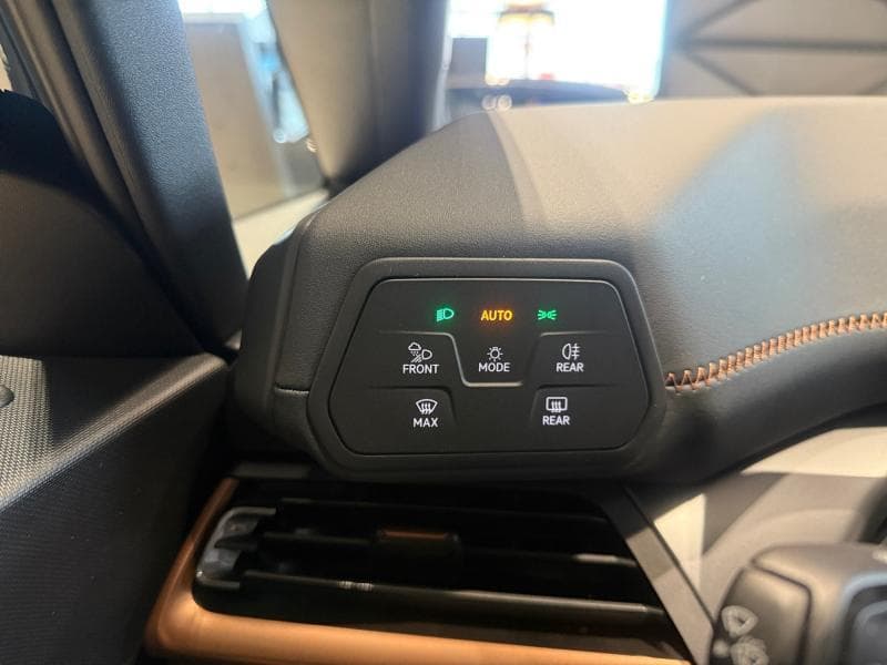Cupra Born eBoost Business - 31