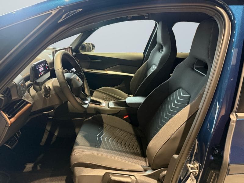 Cupra Born eBoost Business - 17