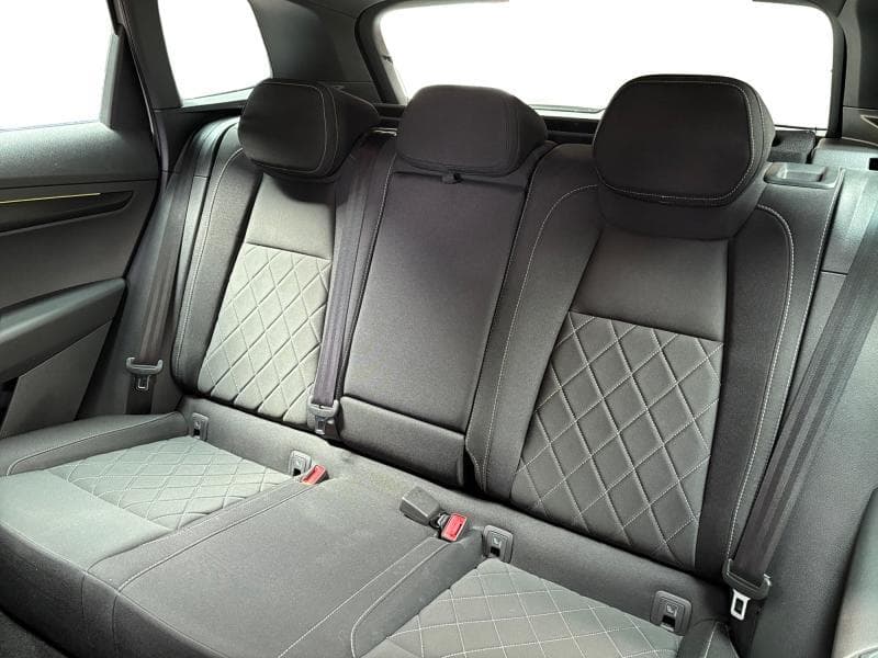 Skoda Karoq Sport-line | 1.5 TSI DSG 150 cv | Carplay | Clim auto | Capteurs av arr | Alu | Cruise - 16