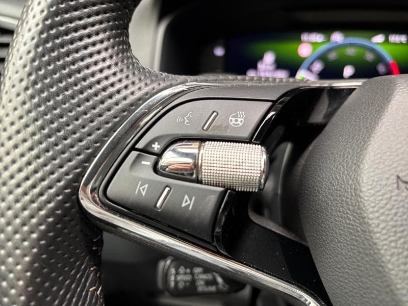 Skoda Karoq Sport-line | 1.5 TSI DSG 150 cv | Carplay | Clim auto | Capteurs av arr | Alu | Cruise - 18