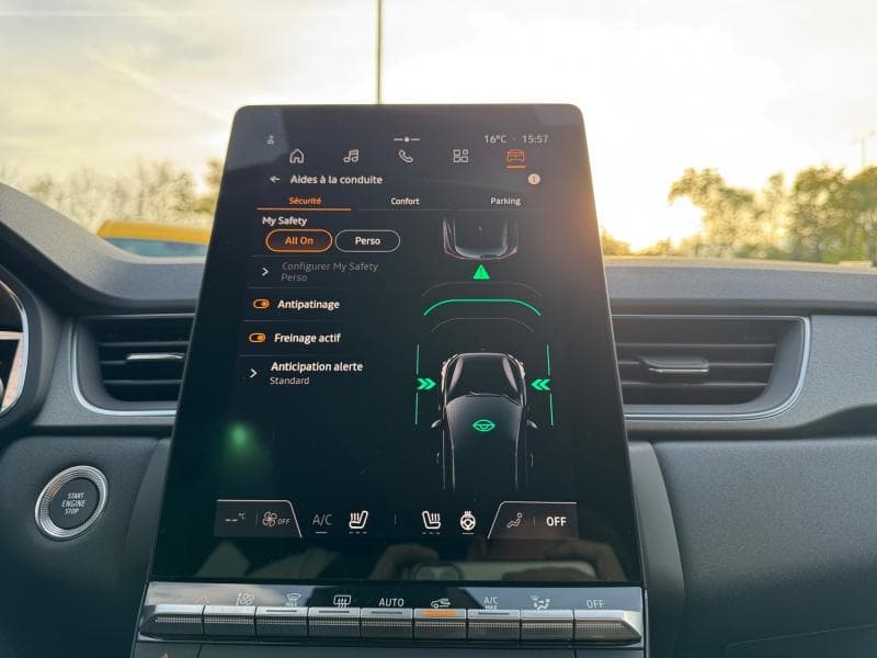 Renault Captur II*Techno*E-TECH*BoiteAuto*CarPlay*WinterPack*+* - 20