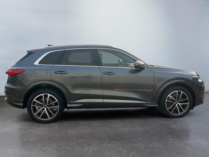 Audi Q5 Q5 S line*Quattro*Pneumatic*Attelage*Non Immat* - 13