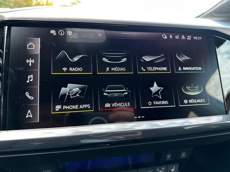 Audi Q4 e-tron e-tron S-LINE - 11