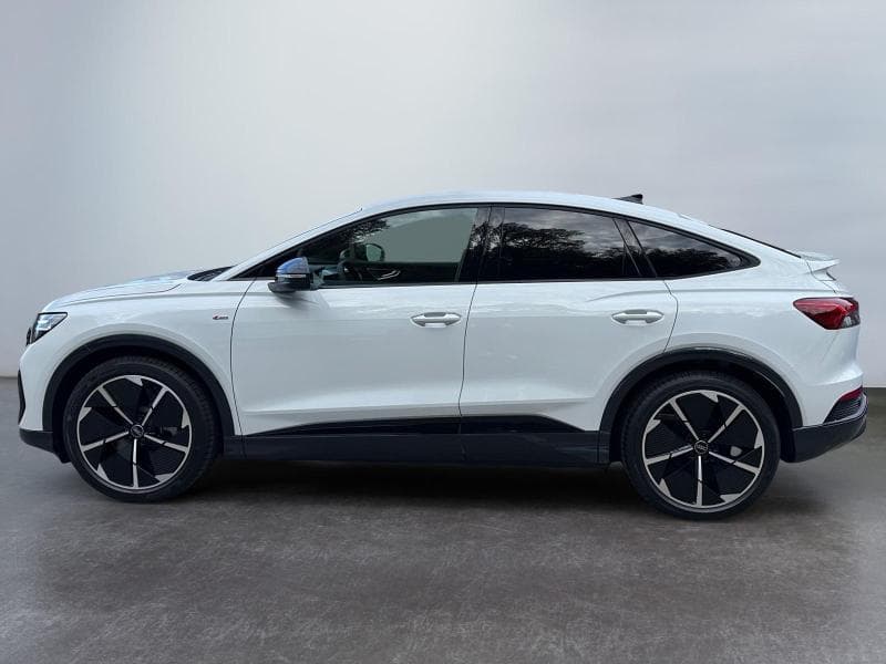 Audi Q4 e-tron e-tron S-LINE - 3