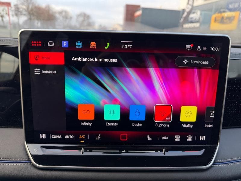 Volkswagen Tiguan R-Line | 1.5eTSI 150CV | Boite auto | Carplay | Caméra | Capteurs Av/Ar | Clim auto - 16