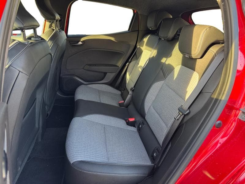 Renault Clio Techno | 1.6 Hybrid 145 cv | Clim auto | Caméra | Carplay | Cruise - 16