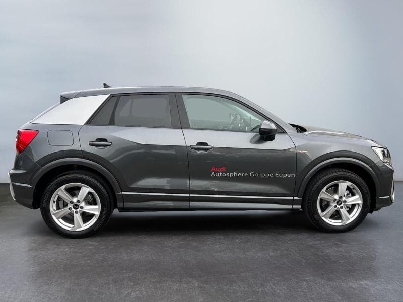 Audi Q2 S line*Boite Auto*Navi*Caméra* - 8