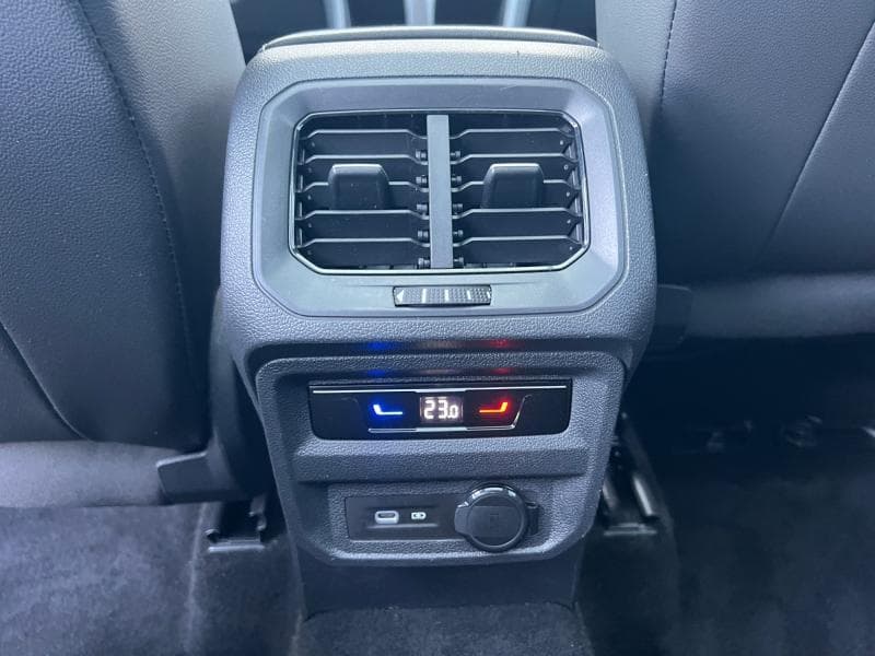 Volkswagen Tiguan R-line | 1.5 TSI 150cv | Carplay | Caméra360 | Toit ouvrant | Virtual Cockpit - 27