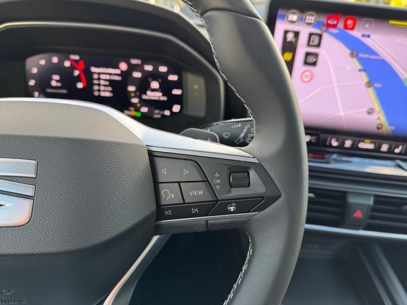 Seat Leon Play Plus*Gps*Carplay*Toit ouvrant - 18