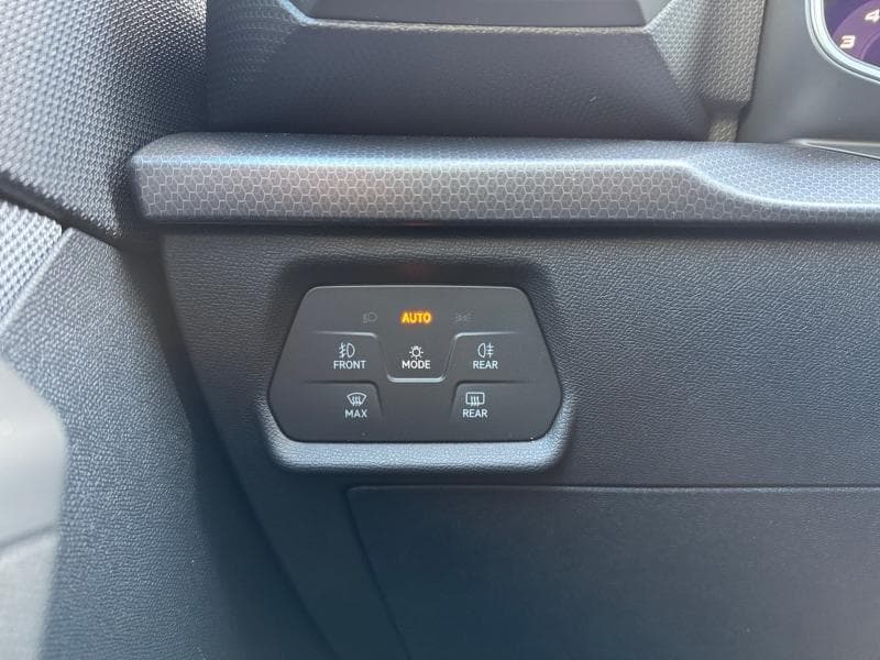 Seat Leon Play Plus*Gps*Carplay*Toit ouvrant - 12