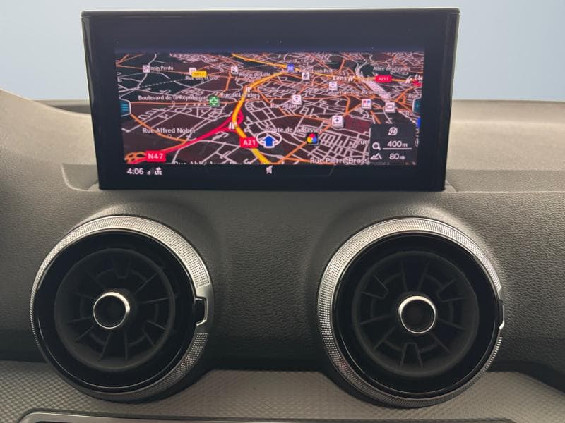 Audi Q2 S-line | 2.0 TDI 116cv | Carplay | Caméra | GPS | Sièges Av chauffants - 14
