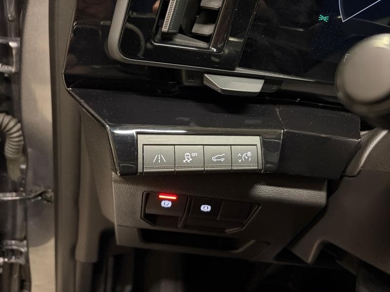 Renault Austral ICONIC | 1.3 Tce EDC 160 cv | Carplay | Clim auto | Cruise | Capteurs av arr - 25