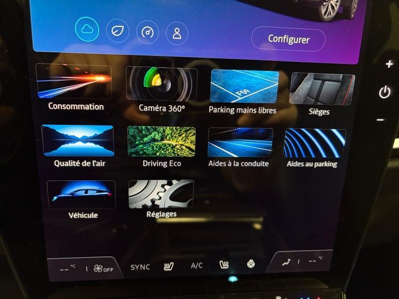 Renault Austral ICONIC | 1.3 Tce EDC 160 cv | Carplay | Clim auto | Cruise | Capteurs av arr - 19