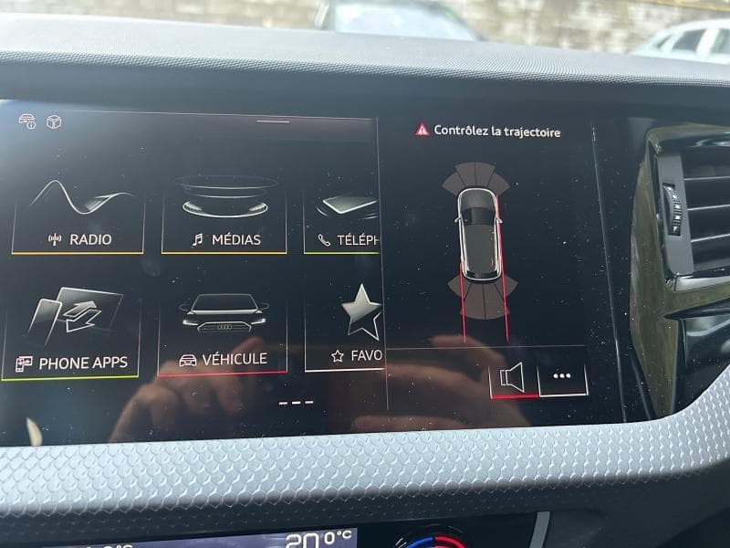 Audi A1 S Line ext | 1.0 TFSI 95 CV | Boite auto | Capteurs av et arr | Sieges en cuir | GPS | kms evolutifs - 20