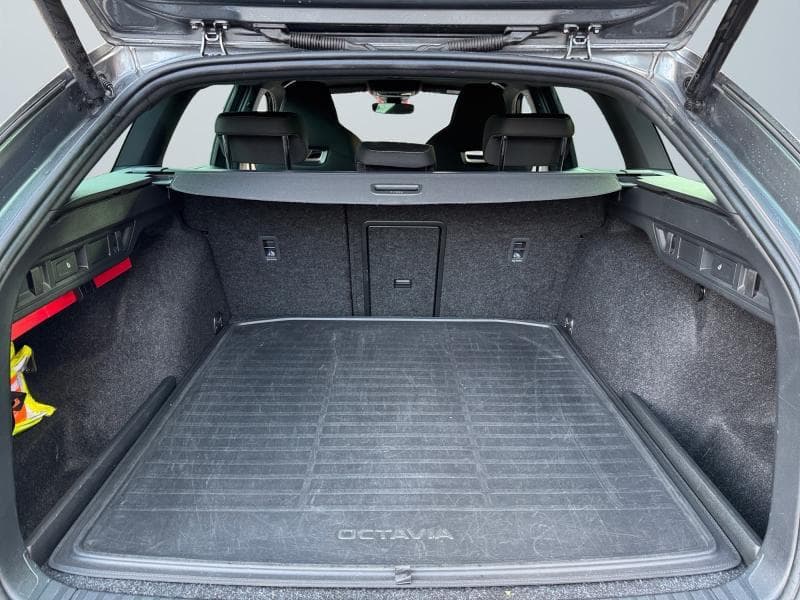 Skoda Octavia Sportline | 1.4 TSI Plug-In 204cv | Carplay | Caméra | Toit pano | GPS - 30