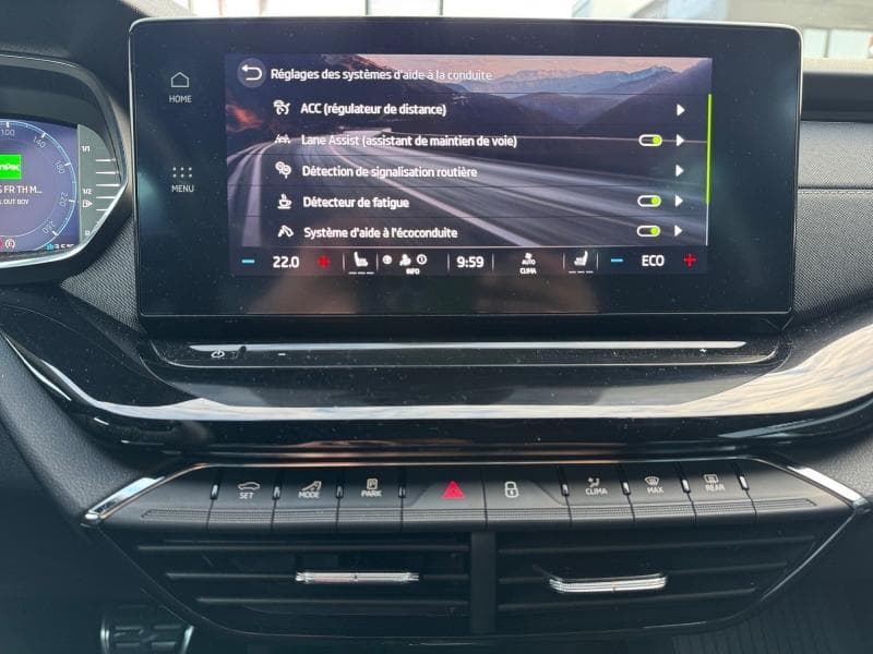 Skoda Octavia Sportline | 1.4 TSI Plug-In 204cv | Carplay | Caméra | Toit pano | GPS - 24
