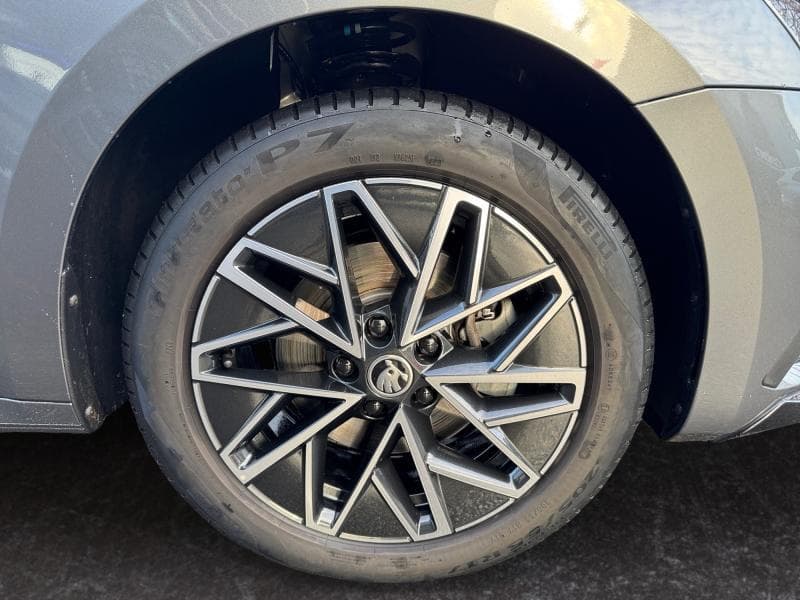 Skoda Octavia Sportline | 1.4 TSI Plug-In 204cv | Carplay | Caméra | Toit pano | GPS - 8