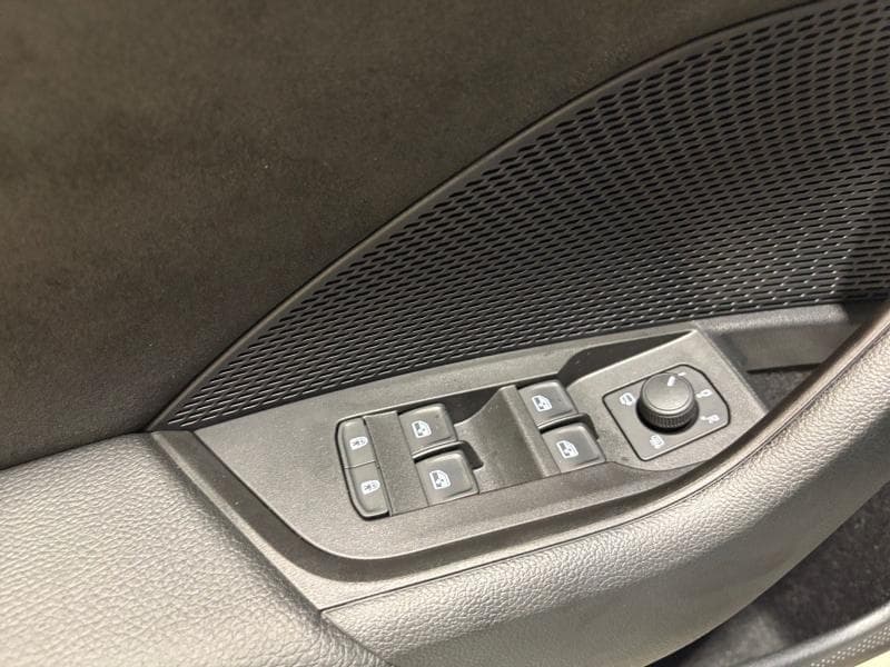 Skoda Octavia Corporate - Matrix LED - Alcantara - 24