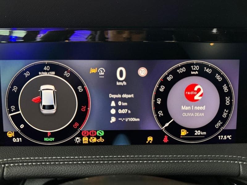 Skoda Superb Family - TOIT OUVRANT*CUIR*ATTELAGE*GPS*CARPLAY*ACC*KESSY*MATRIX LED*SIEGES MASSANTS ET VENTILES - 21