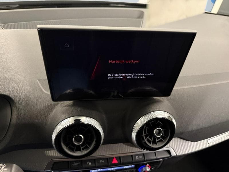 Audi Q2 S line - 15