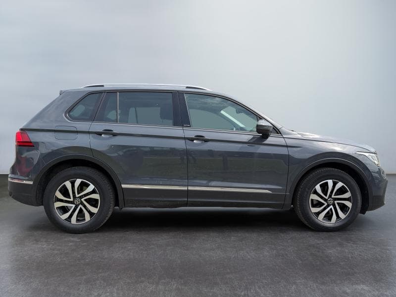 Volkswagen Tiguan Active | 1.5 150CV | Boite auto | GPS | Toit pano | Caméra | Carplay - 2