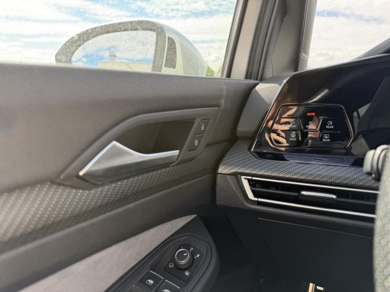 Volkswagen Golf R-Line | 2.0TDI 150CV | Boite auto | GPS | Toit ouvrant | Caméra | Carplay - 23