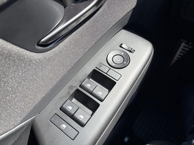 Hyundai Kona Feel N-Line | 1.6 hybrid 120cv | Boite auto | GPS | Caméra | Carplay | Attelage | Capteurs Av/Ar - 16