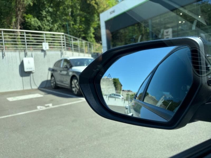 Hyundai Kona Feel N-Line | 1.6 hybrid 120cv | Boite auto | GPS | Caméra | Carplay | Attelage | Capteurs Av/Ar - 30